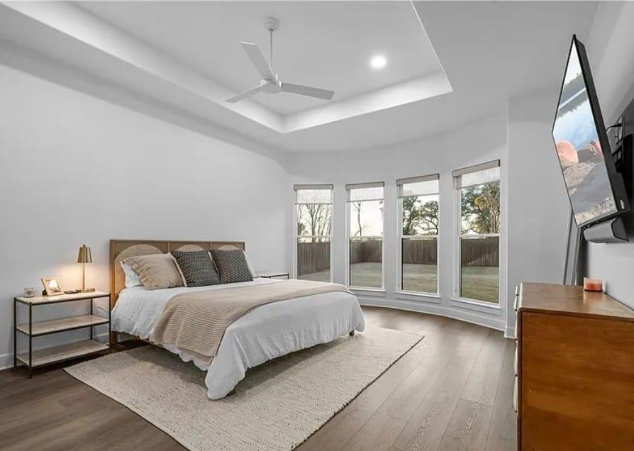 Primary suite